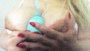 Happy Easter and boob play from Carlycurvy!