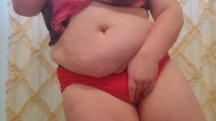 Bbw teases body