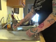 Washing Dishes - Screenshot 13 of 16 - Dishes