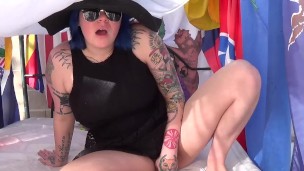 Sneaking A Cum Outside In Vegas (2017)