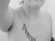 Miss Ellie bbw washes body