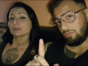 Due amanti maiali danno lezione di squirting