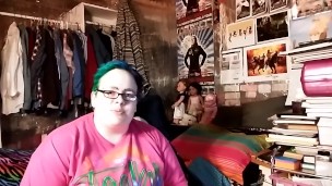 The Book Bitch -- I Hate Myselfie Review [Mirror]
