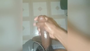 Horny asf jack off
