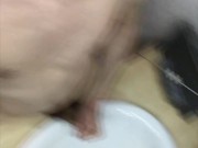 Beau mec prend son pied 12/16