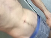 Beau mec prend son pied 5/16