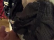 Busting a fat load - Screenshot 14 of 16 - Cumshot