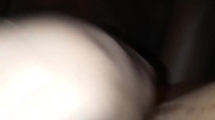 Gettn head from her friend y eating her pussy