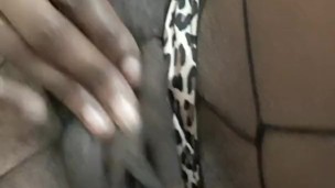 up close wet pussy play