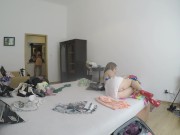 6 Minutes 6 Secons 6 Split Seconds of Antonia just ignores you nothing more