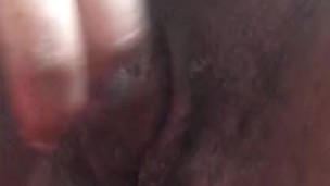 ChyTooWet playing with her big clit
