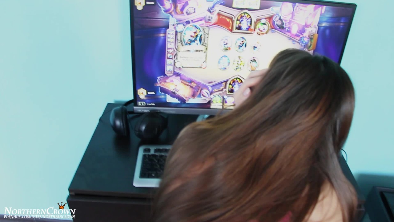 Hearthstone. Licorne. Et trop de sperme dans sa chatte. - Vidéo de sexe gratuite - RedTube