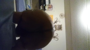 Ssbbw ass shaking