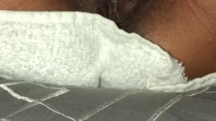 Wet ebony teen! Pretty pussy cumshot
