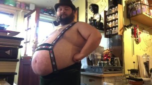 laderhosen? costume test clip