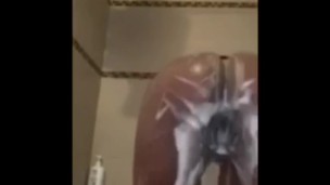 Naked ass twerker