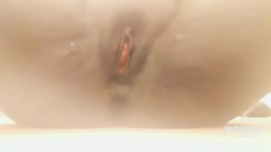 Rubbing my pussy til I squirt