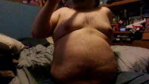  chug after whole med pizza