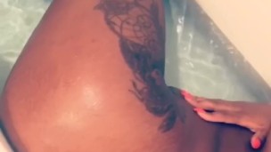 EBONY FEELING HERSELF IN TUB