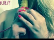 Carlycurvy sucking on everything and big boob play 4/16