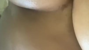Juicy big tits bbw rubbing wet clit