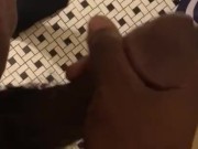 Jerking my dick til I nut