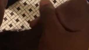 Jerking my dick til I nut