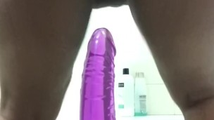 Bouncin my fat ass on my dildo