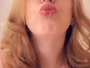 STRIP TEASE - Screenshot 16 of 16 - Sexy Blonde