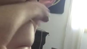 Chubby Guy Cums All Over His Face to Test a New Phones Camera