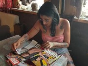 Venditore porta a porta scopa la casalinga porca 4/16