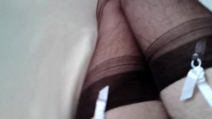 Nahtnylons und Pumps
