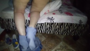Milf latina se desvista por perder apuesta en partido de colombia