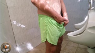 CAUTION PUBLIC PISS IN THE AQUAPARCK ATLANTIS MIRADOLO ITALY