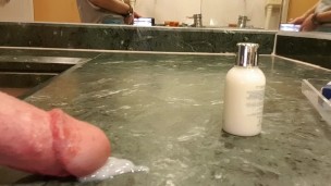 Hand free Pulsing Cum