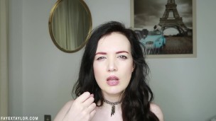 Faye Taylor punheta lenta JOI