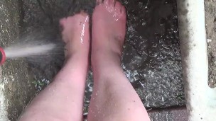 DIRTY FEET IN THE MUD