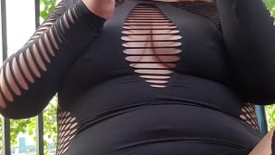 Crimson Minx Smoking Exhibitionist Masturbation