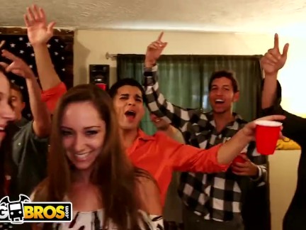 BANGBROS - Jada Stevens, Remy LaCroix & Dillion Harper On Dorm Invasion!
