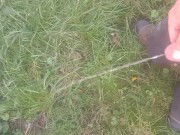 Peeing in the backyard. - Screenshot 13 of 16 - Pee