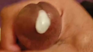 Amateur bbc jerk off cumshot