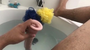 Solo in bathtub