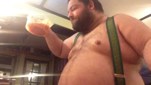 baked bean chug clip