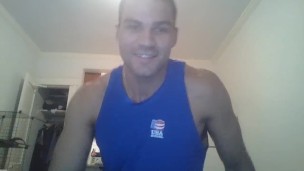 Tall athletic hunk pleasures himself at home