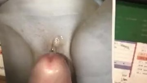 Jerking on pussy
