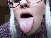 super sexy up close mouth tongue & spit play 14/16