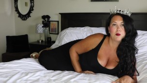 Get To Know Goddess Macha, Powerful Female Dominatrix