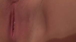 I:am watching porn ... listen how wet my pussy is