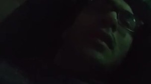 jean-benjamin presente une nouvelle vidéos et montre ses fesses devant son