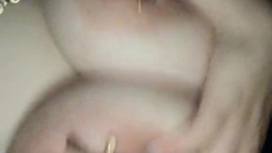 Bouncing titties